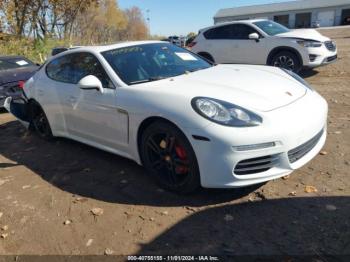  Salvage Porsche Panamera