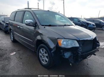  Salvage Chrysler Town & Country