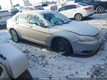  Salvage Chrysler 200