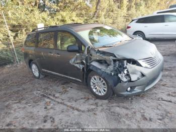  Salvage Toyota Sienna