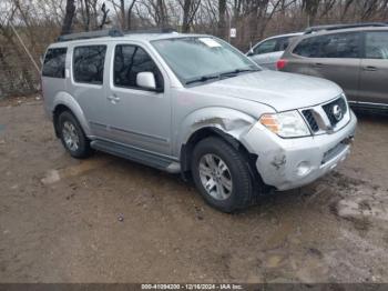  Salvage Nissan Pathfinder