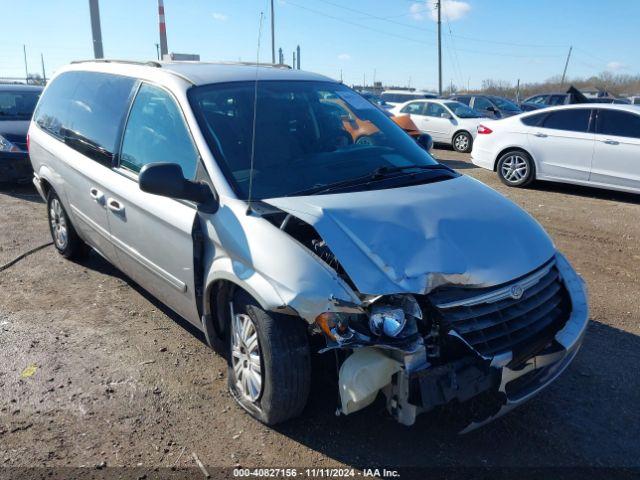  Salvage Chrysler Town & Country