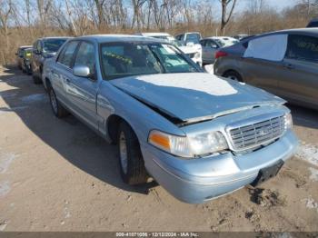  Salvage Ford Crown Victoria