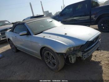  Salvage Ford Mustang