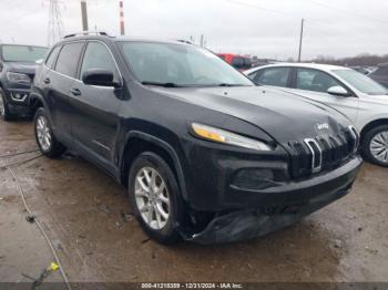  Salvage Jeep Cherokee