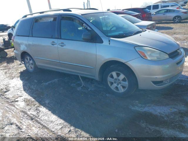  Salvage Toyota Sienna