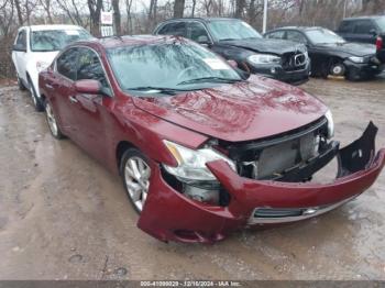  Salvage Nissan Maxima