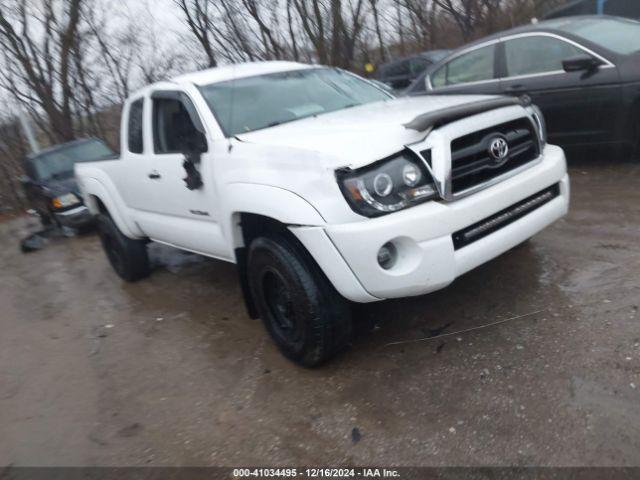  Salvage Toyota Tacoma