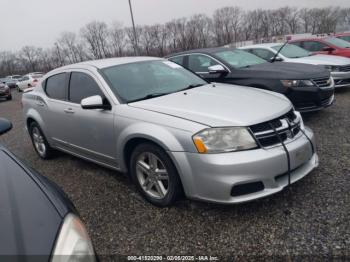  Salvage Dodge Avenger