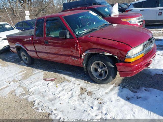  Salvage Chevrolet S-10