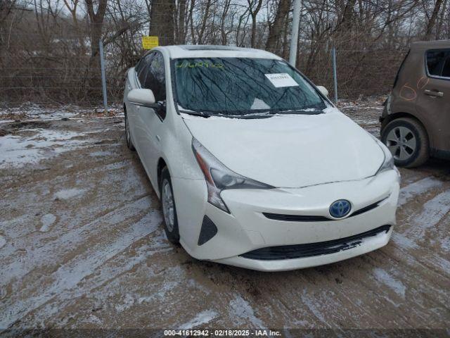  Salvage Toyota Prius