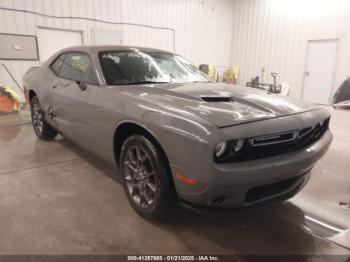  Salvage Dodge Challenger