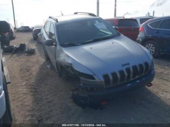  Salvage Jeep Cherokee