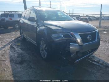  Salvage Nissan Pathfinder