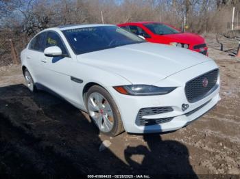  Salvage Jaguar XE