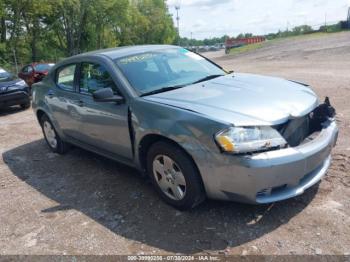  Salvage Dodge Avenger