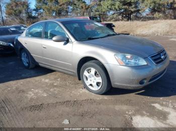  Salvage Nissan Altima