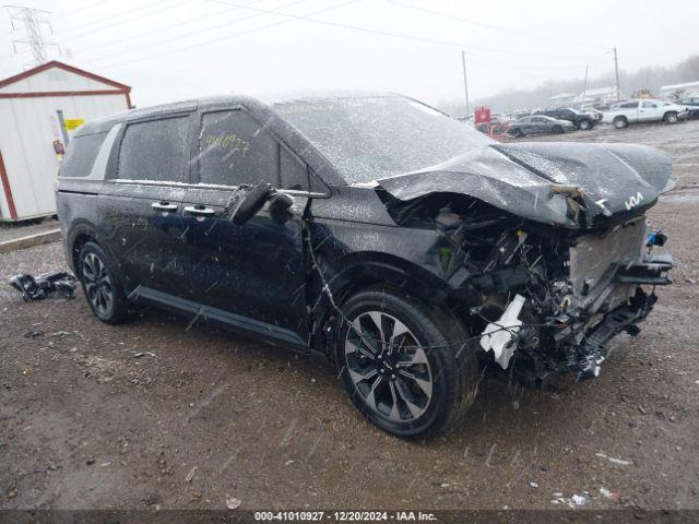  Salvage Kia Carnival