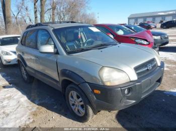  Salvage Hyundai TUCSON