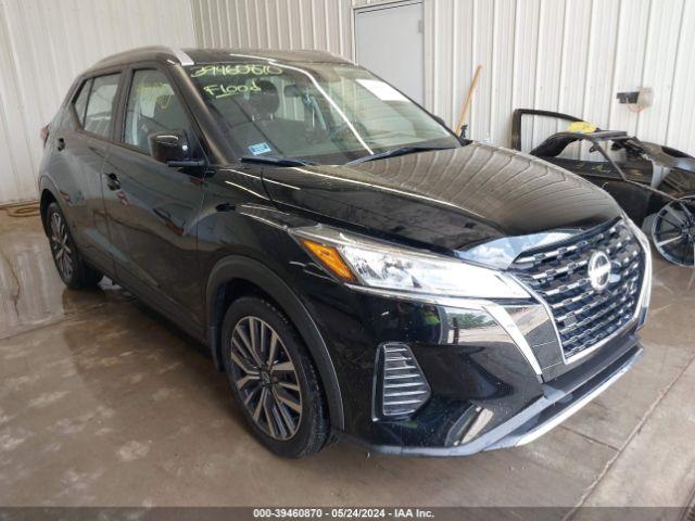  Salvage Nissan Kicks