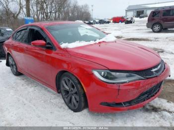  Salvage Chrysler 200