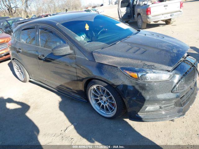  Salvage Ford Focus St