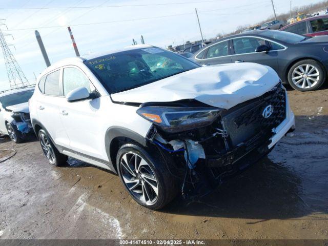  Salvage Hyundai TUCSON