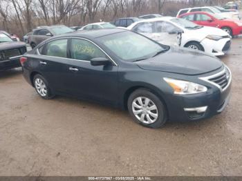  Salvage Nissan Altima