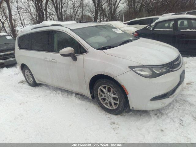  Salvage Chrysler Voyager