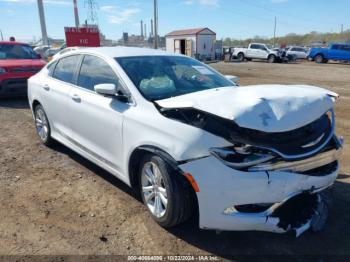  Salvage Chrysler 200