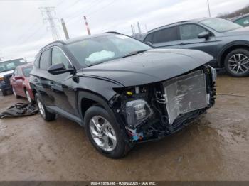  Salvage Hyundai TUCSON