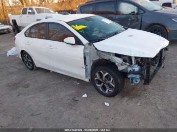  Salvage Kia Forte