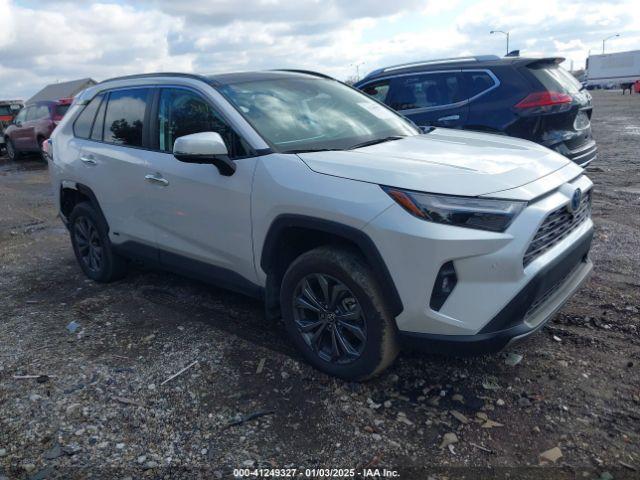  Salvage Toyota RAV4