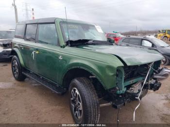  Salvage Ford Bronco