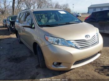  Salvage Toyota Sienna