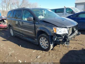  Salvage Chrysler Town & Country