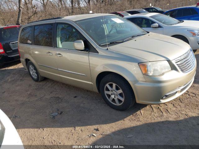  Salvage Chrysler Town & Country