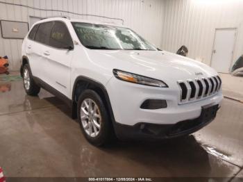  Salvage Jeep Cherokee