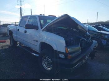  Salvage Chevrolet Silverado 2500