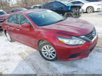  Salvage Nissan Altima