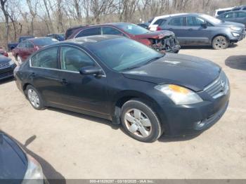  Salvage Nissan Altima