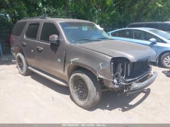  Salvage GMC Yukon