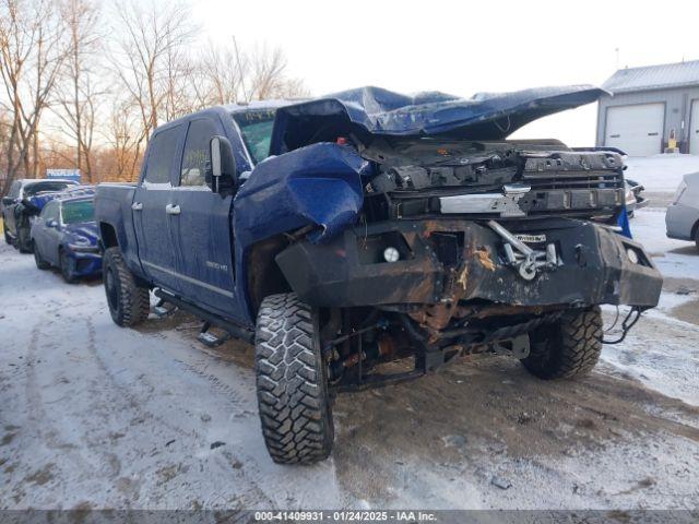  Salvage Chevrolet Silverado 2500