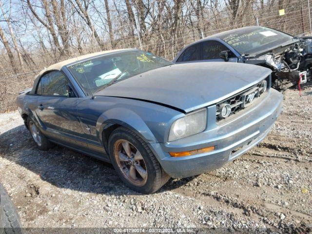  Salvage Ford Mustang