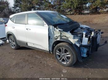  Salvage Kia Seltos
