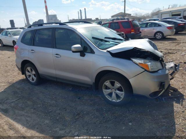  Salvage Subaru Forester