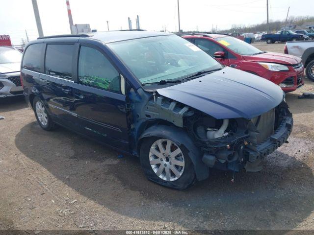  Salvage Chrysler Town & Country