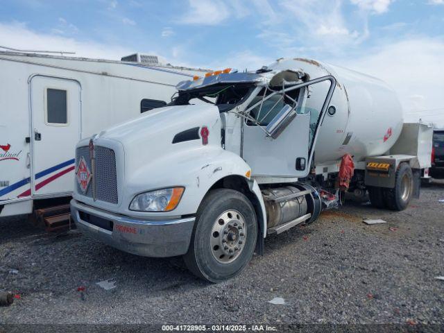  Salvage Kenworth T3 Series