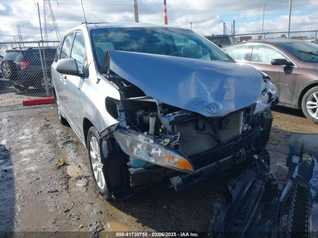  Salvage Toyota Sienna
