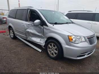  Salvage Chrysler Town & Country